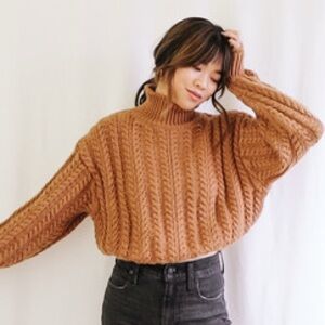 Chic H&M Cable Knit Sweater - Tan